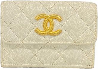 Chanel White Grained Calfskin Wallet (Tri-Fold) (Pre-Owned)