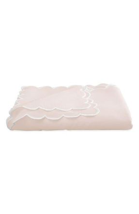 Matouk Savannah Gardens 120-Inch Tablecloth in Pink at Nordstrom, Size 120 In