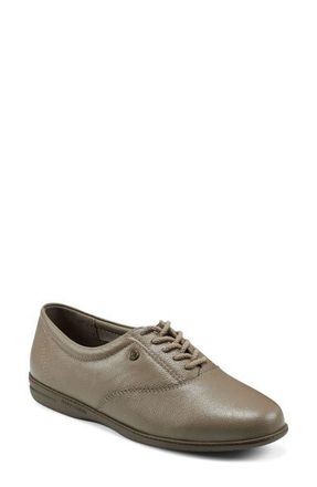 Easy Spirit Motion Sneaker in Wheat Leather at Nordstrom, Size 10.5