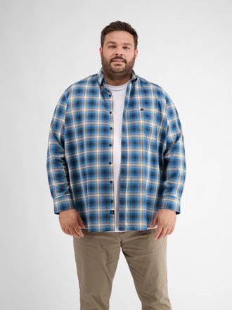 Lerros Karohemd LERROS LERROS Karohemd mit Fischgratstruktur, Herren, Gr. 4XL, blau (vivid blau), 100% Baumwolle, sehr weit, Hemden Karohemd