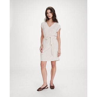 Grace & Mila Korte, soepelvallende jurk met ceintuur en V-hals MARILOU
