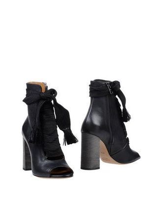 Chlo&eacute; Ankle boots