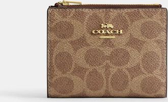Coach Bifold Wallet In Signature Canvas