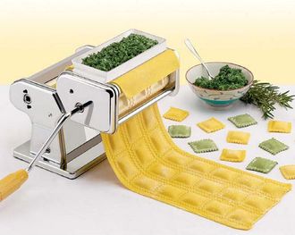 Marcato Ravioli