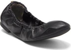 Stuart Weitzman Gabby Scrunch Flat in Black at Nordstrom Rack, Size 10