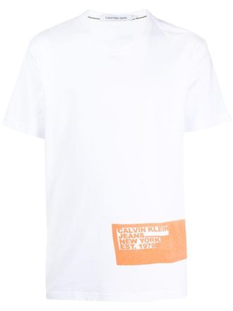 Calvin Klein Stencil Blocking logo-print T-shirt - men - Cotton - S - White