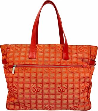 Chanel Red Color Nylon Tote Bag (Pre-Owned)