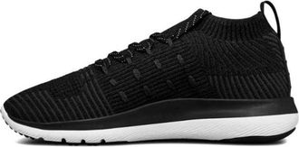 Under Armour (WMNS) Under Armour Slingflex Rise Sports Shoes Black/White 3000096-001