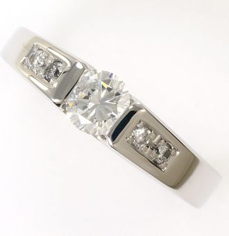 C&A White Gold White Gold (10K) Band Ring (Pre-Owned)