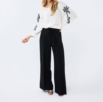 Esqualo Batwing Blouse In Off White