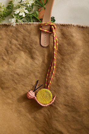 Terrain Iraca Animal Icon Bag Charm