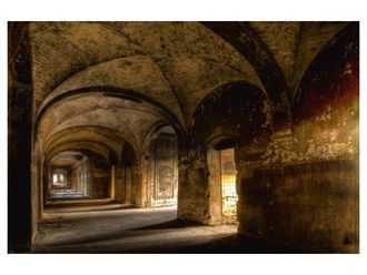 Schubiger M&ouml;bel Digitaldruck auf Acrylglas Lost Place Gew&ouml;lbe