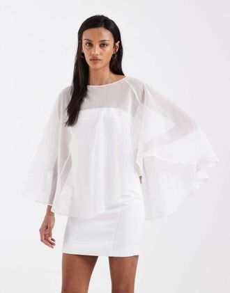 4th & Reckless Top a mantella drappeggiato in chiffon bianco in coordinato