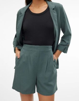 Vero Moda Womens Jesmilo Solid Bermuda Shorts - Green - Size: 10