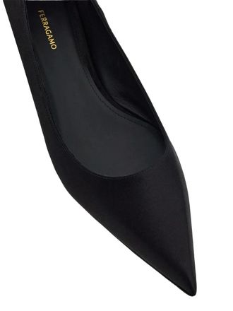 Ferragamo Cable-Link Chain Flat - Black