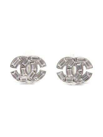 Chanel 2001 logo clip-on earrings - Silver