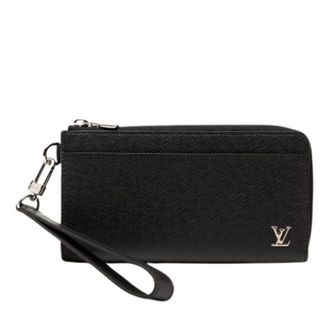 Louis Vuitton Pre-owned Clutches, female, Black, Size: ONE SIZE Pre-owned Taiga Zip-Around Wallet