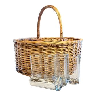 Red Hamper Wicker Deluxe Celebration Drinks Basket with Straight Glasses in Brown