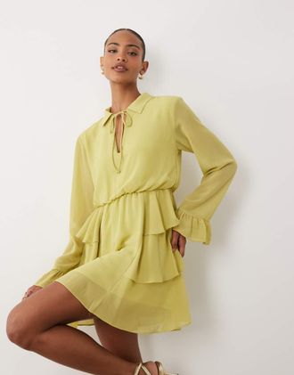 Vero Moda Vestito corto a maniche lunghe verde arricciato