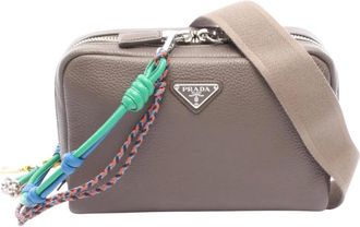 Prada 2013-2025 Vitello Daino Charm shoulder bag - Marrone