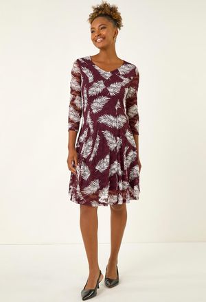 Roman Leaf Print Lace Stretch Dress