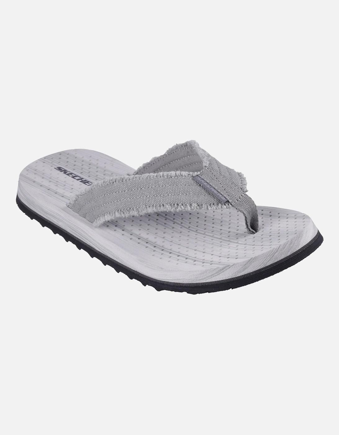 Skechers Sandals: sale up to −25% Stylight