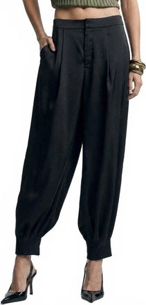 Avec Les Filles Pleated Satin Balloon Pants In Black