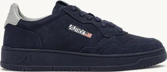 Autry MEDALIST LOW SNEAKERS IN NAVY AND VAPOR SUEDE