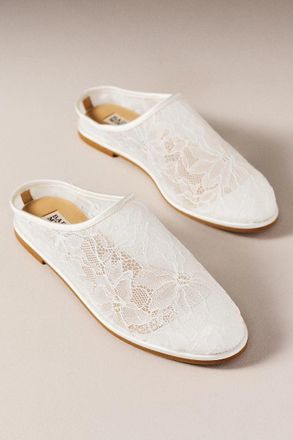 Badgley Mischka Yumi Mesh Mules