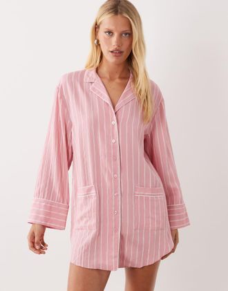 Asos Vestito camicia corto del pigiama rosa a righe con finiture a contrasto