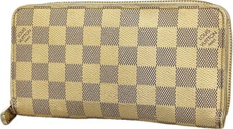 Louis Vuitton White Long Wallet (Bi-Fold) (Pre-Owned)