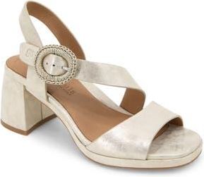 Gentle Souls Roma Sandal in Soft Gold Leather at Nordstrom Rack, Size 9.5