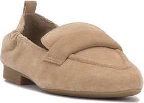 Vince Camuto Azur Flat in Tortilla at Nordstrom Rack, Size 8.5