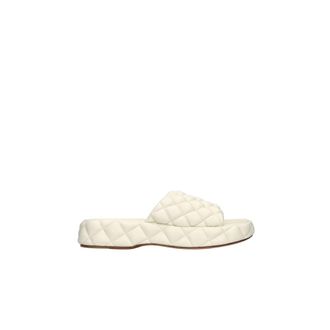 Bottega Veneta Sliders, female, White, Size: 10 US Matelass&eacute; Quilted Leather Mules