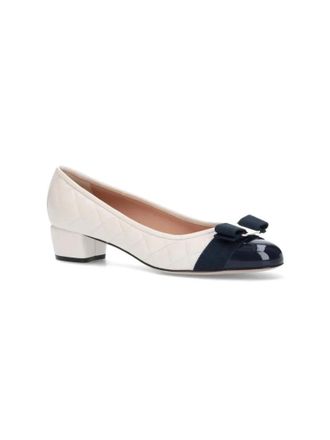 Ferragamo Hohe Schuhe - Quilted Vara Pumps - White - Gr. 5_5 - in Wei&szlig; - f&uuml;r Damen