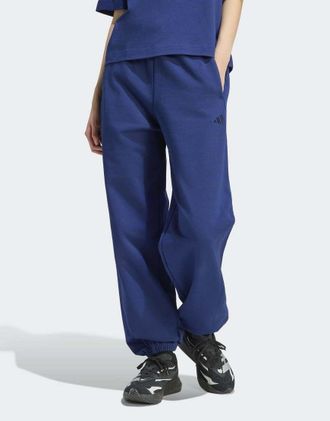 adidas adidas kit - Pantaloni ampi blu scuro con fondo elasticizzato e logo piccolo