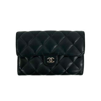 Chanel Black Leather Wallet (Bi-Fold) (Pre-Owned)