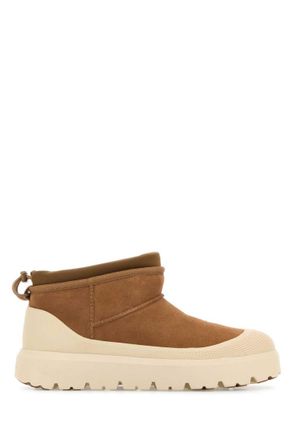 UGG Light Brown Solid Boots