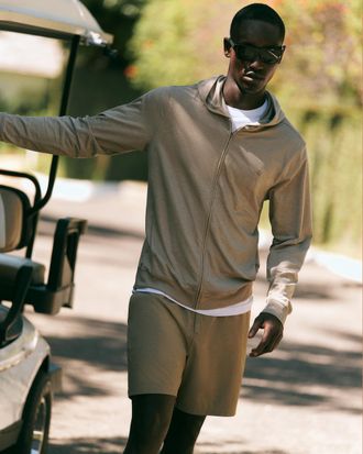 Vuori Clothing Aim Elastic Waist Shorts 7 | Artichoke Linen Texture | XS, Size Extra Small