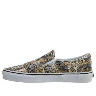 Vans (WMNS) Vans Classic Slip-On Shoes Cheetah VN0ZMRFGZ