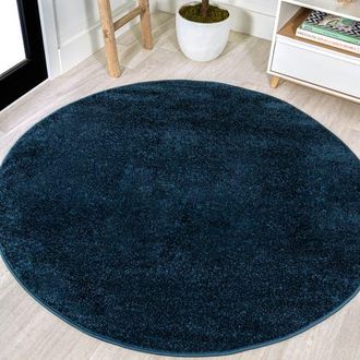 Jonathan Y Designs Haze Solid Low-Pile Round Area Rug in Sapphire/blue at Nordstrom, Size 5Ft 0In X 5Ft 0In