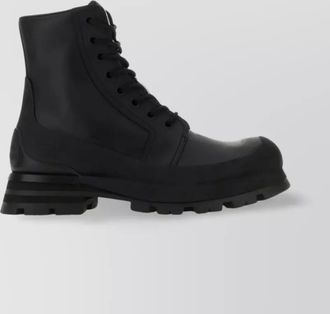 Alexander McQueen wander ankle boots in smooth calf leather