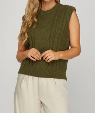 She + Sky Sleeveless Cable Knit Sweater Vest In Olive