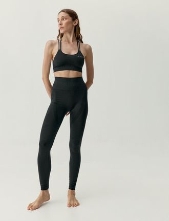 Born Top Hatha Black