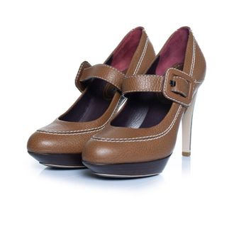 Celine Celine, Leren platformpomp met band in bruin