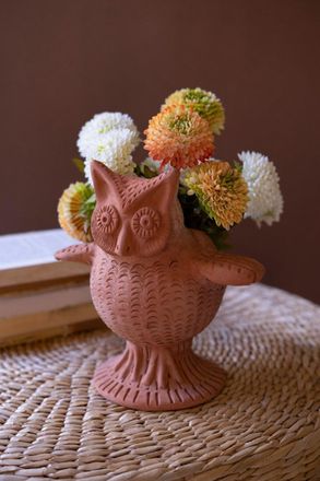Kalalou Terracotta Owl Planter