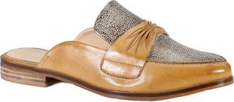 Diba Womens Au Pair Slip On Mule In Luggage/gold