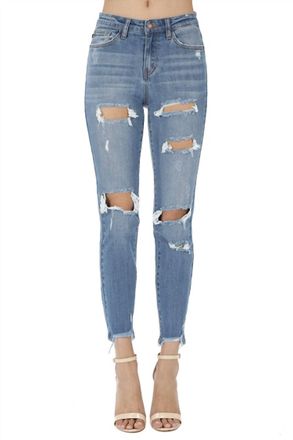 Judy Blue Distressed Girlfriend Jeans In Denim