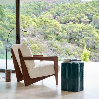 AM.PM Fauteuil in massief notenhout en bouclette, Izag