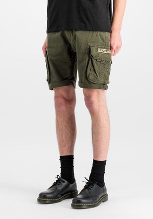 Alpha Industries Shorts ALPHA INDUSTRIES Crew Short, Herren, Gr. 29, Normalgr&ouml;ssen, gr&uuml;n (schwarz olive), Obermaterial: 98% Baumwolle, 2% Elastan; Futter: 100% Baumwol